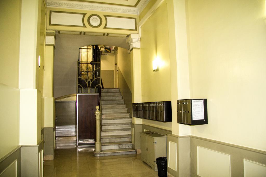 Hostal Aribau Barcelona Ngoại thất bức ảnh